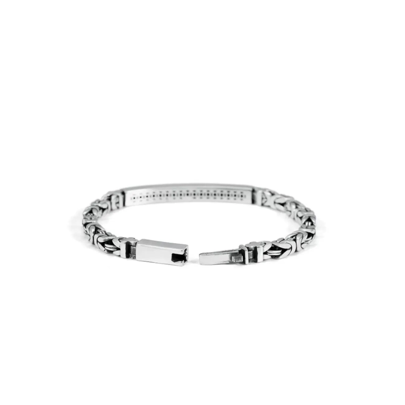 Back view displaying the intricate woven chain structure and the seamless integrated box clasp